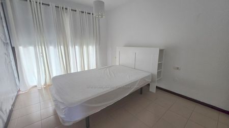 Apartamento con bonitas vistas y amplio balcón. Cerca de Supermercado y restaurantes. - Foto 3