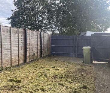 3 bedroom end of terrace house to rent - Photo 6