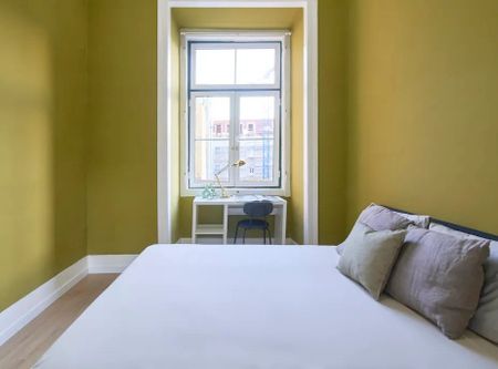 Largo Vitorino Damásio, Lisbon, Lisbon 1200-872 - Photo 5