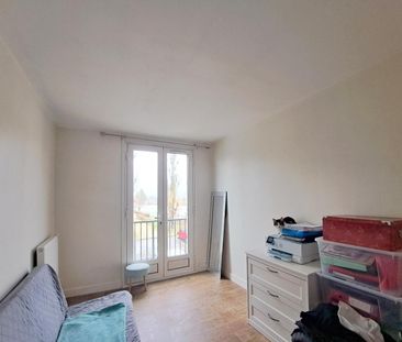 Location Appartement 3 pièces 63m² CHAMBRAY LES TOURS 37170 - Photo 3