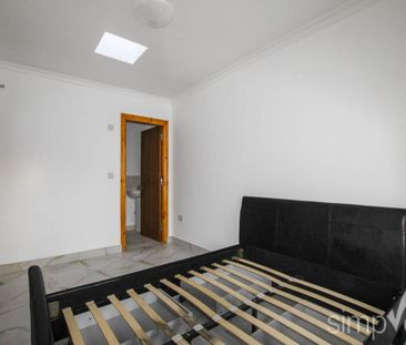 6 bedroom house of multiple occupation to rent - Photo 2