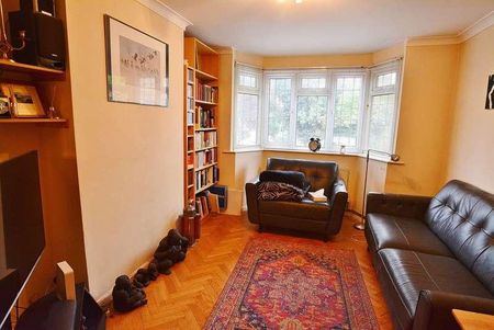 Melbourne Road, Wd, Bushey, WD23 - Photo 2