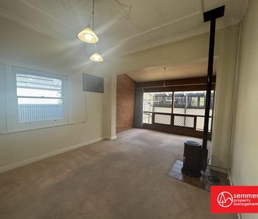 UPDATED FAMILY HOME - AMAZING LOCATION - MARRYATVILLE HIGH SCHOOL Z... - Photo 1