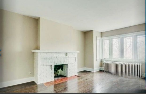 For Lease - 69 Lawrence Avenue Unit# Main, Toronto, Ontario - Photo 1