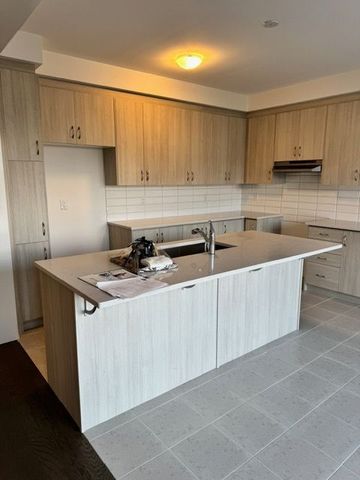 For Lease - 1509 Rothbury Crescent, Milton, Ontario - Photo 2