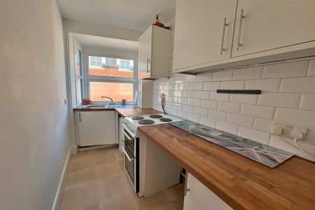 1 bedroom maisonette to rent - Photo 4