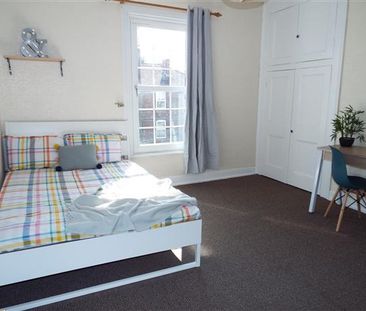 5 bedroom terraced house to rent - Photo 5