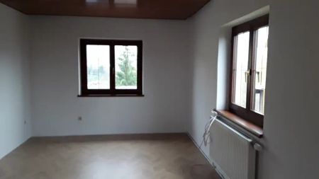 NEU - Eine 3 Zimmer -Wohnung ca. 90 m²,und ca. 11m² Balkon, ca. 40 m² Gärtchen und 1 PKW-Stellplatz. - Photo 4