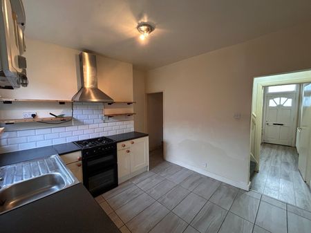 2 bedroom house to rent - Photo 2