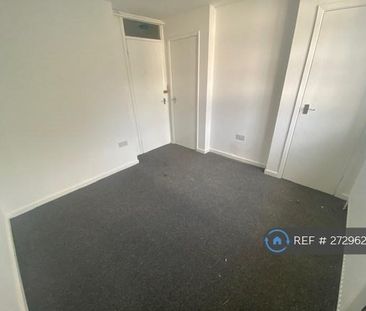 2 bedroom maisonette to rent - Photo 6