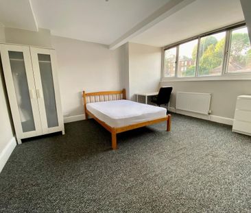 8 bedroom house share to rent - Photo 3