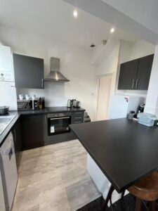 12 Thomas Street, Leeds, LS6 2JS - Photo 5