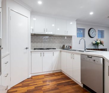 9 Santarosa Way, Stirling, WA 6021 - Photo 4