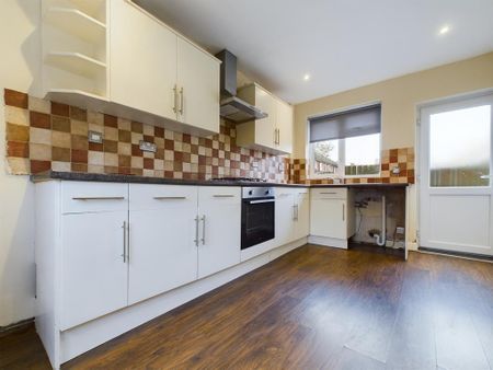 2 bedroom terraced house to rent - Photo 5