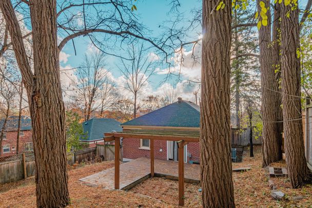 For Lease - 280 London Street Unit# Main/Upper, Peterborough, Ontario - Photo 1