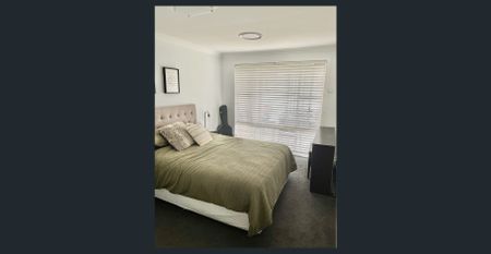 Sought after location - 3 Bedroom Duplex - Photo 4