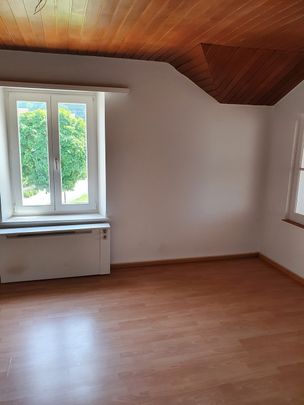 Rent a 3 ½ rooms apartment in Wahlen b. Laufen - Photo 1