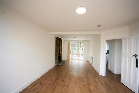 3 bedroom house to rent - Photo 3