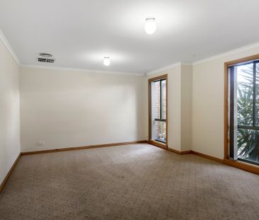19 Vincent Drive, South Morang - Photo 1