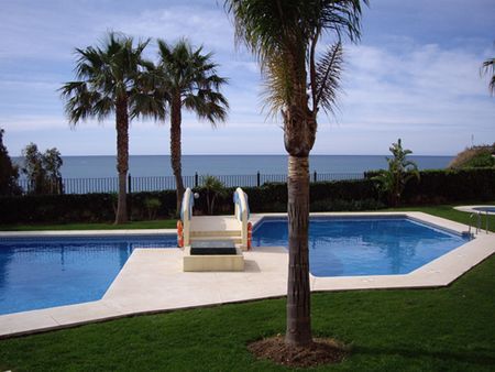 Ref:B06-16R Apartment in Benalmadena - Photo 3