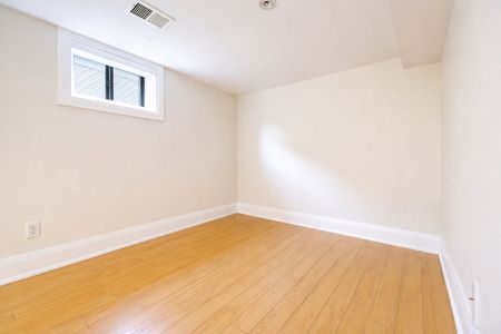 For Lease - 32 Harrow Drive Unit# Lower Level, Toronto, Ontario - Photo 2