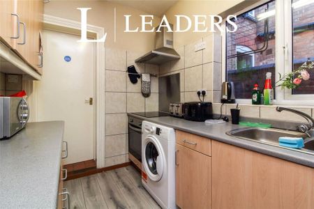 5 bedroom terraced house to rent - Photo 5