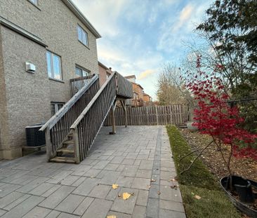 For Lease - 325 Bathurst Glen Drive Unit# Lower, Vaughan, Ontario - Photo 5