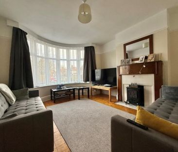 3 Bedroom Semi Detached To Let - Photo 1