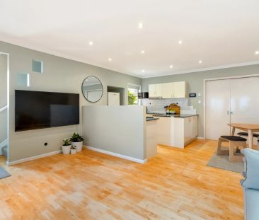 Two Bedroom Townhome in Boutique Block Near Wilston Village - Photo 2