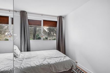 Location Appartement 4 pièces Meublé 80m² PARIS 16ème - Photo 4