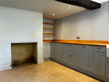 3 bedroom end of terrace house to rent - Photo 5