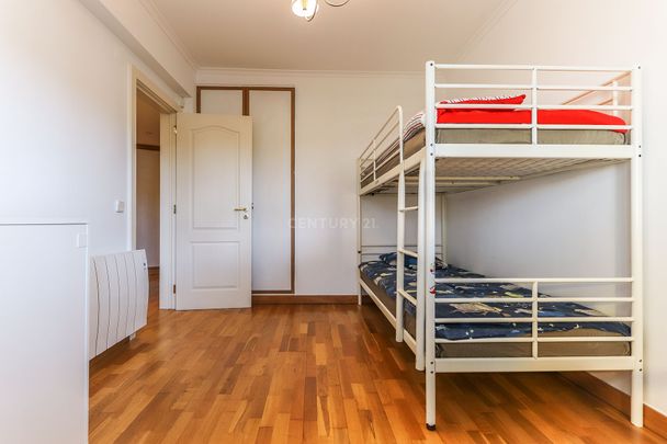 Apartamento T3 em condomínio na Parede para arrendar - Photo 1