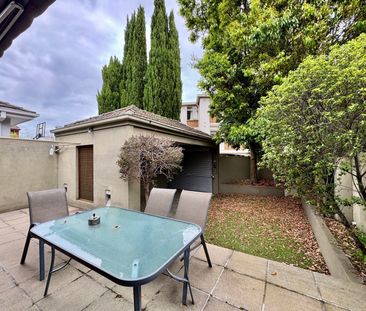 Caulfield North - Photo 3