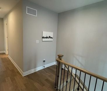 For Lease - 2 Sweet Pear Street, Markham, Ontario - Photo 3