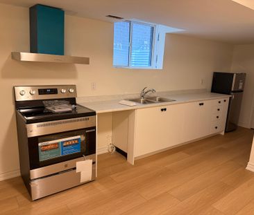 For Lease - 94 Cadillac Crescent, Brampton, Ontario - Photo 3