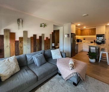 Tranquil Riverfront Apartment in Panmure - Photo 2