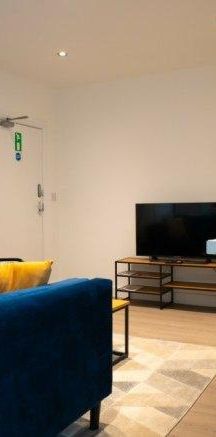 8 bedroom house share to rent - Photo 1