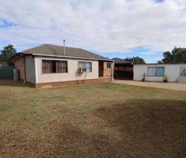 9 Bungown Place Mount Austin NSW - Photo 5