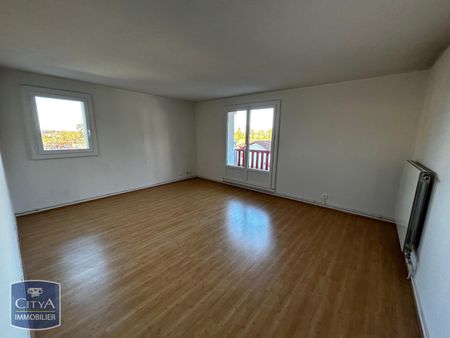 Location Appartement 3 pièces 64m² MONT DE MARSAN 40000 - Photo 2
