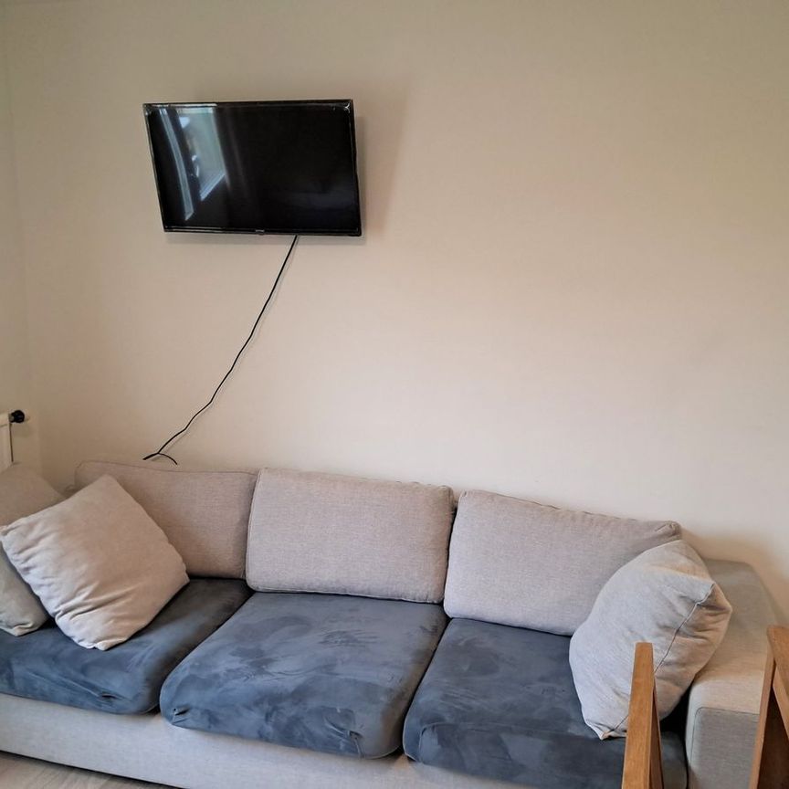 Vildrosgatan, Västerås - Photo 1