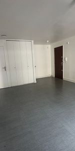 Location Appartement 2 pièces 48m² - Photo 3
