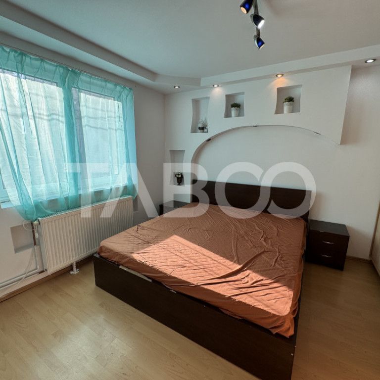 Casa de inchiriat cu 5 camere curte pet friendly Lazaret Sib - Fotografie 1