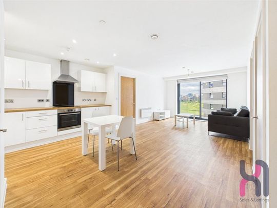 2 bedroom flat to rent - Photo 1