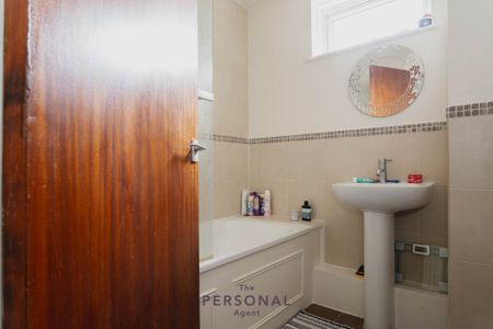 Mulgrave Road, Sutton - Photo 4