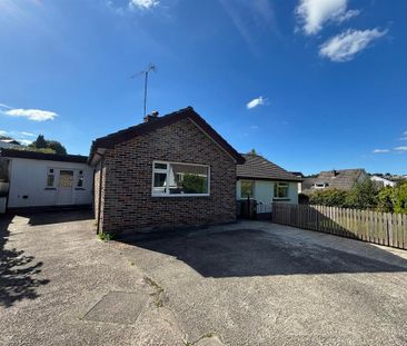 5 bedroom bungalow to rent - Photo 1