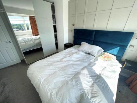 5 bedroom semi-detached house to rent - Photo 4