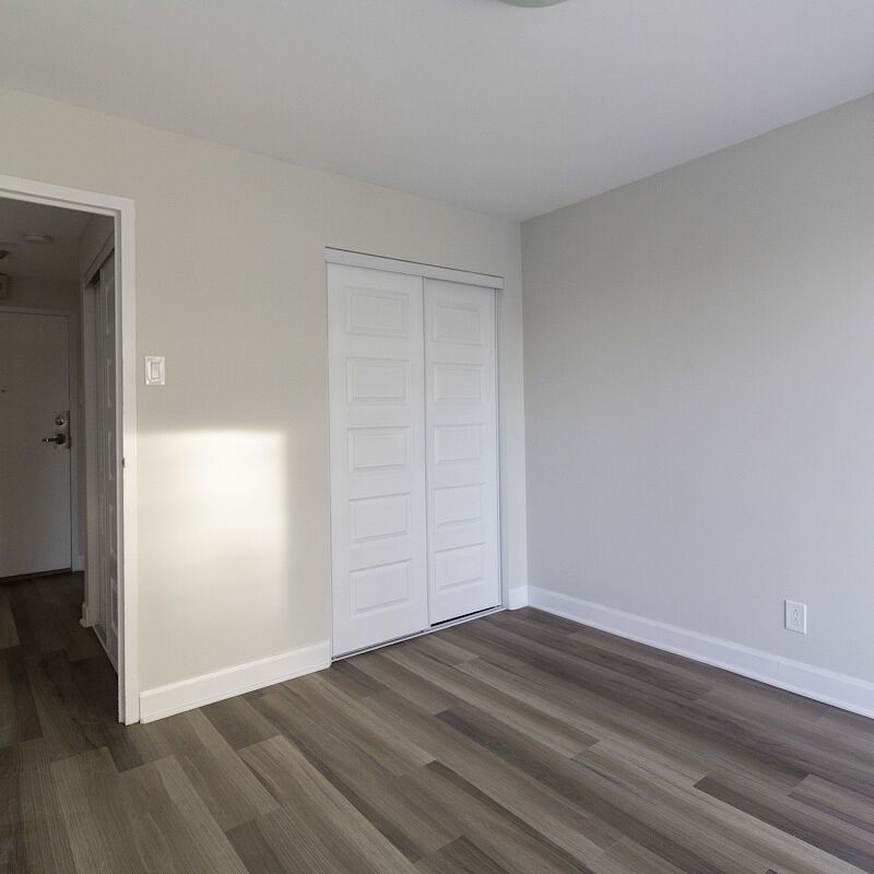 Milton Park - Photo 1