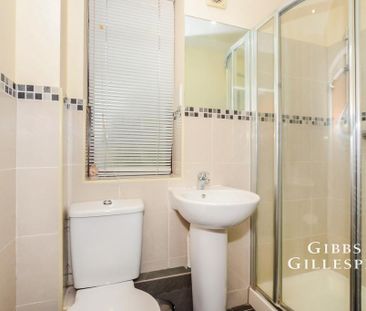 2 bedroom flat to rent - Photo 6