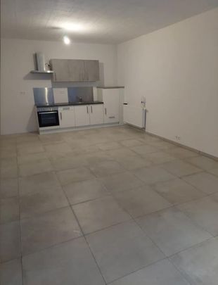 Appartement te huur - Photo 1