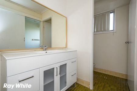 Floor boards throughout - Photo 5